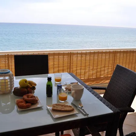 Magnificent Front Sea Views