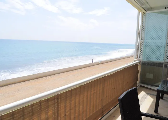 Magnificent Front Sea Views