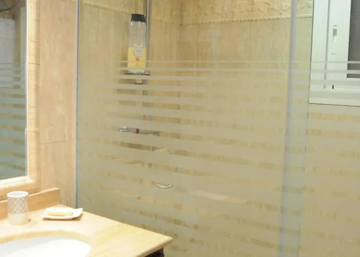 Magnificent Front Sea Views *