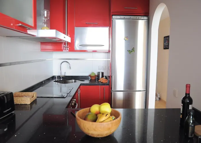 Διαμέρισμα Magnificent Front Sea Views *