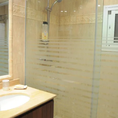 Magnificent Front Sea Views *